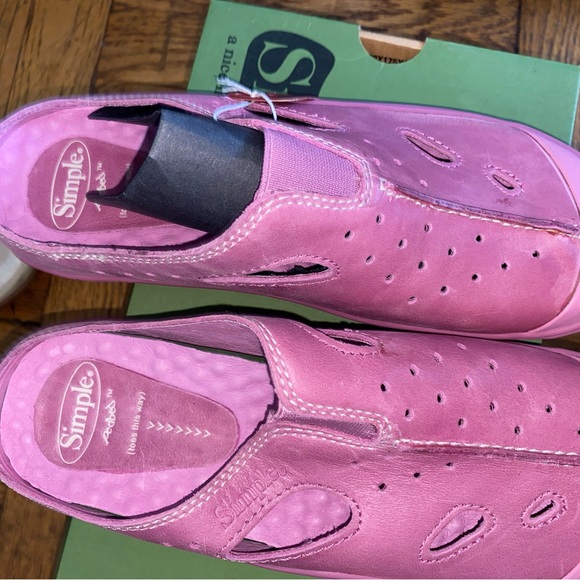 Simple - Picture 2 of 5